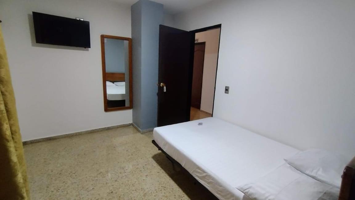 Hotel Medellin Kapital Екстер'єр фото