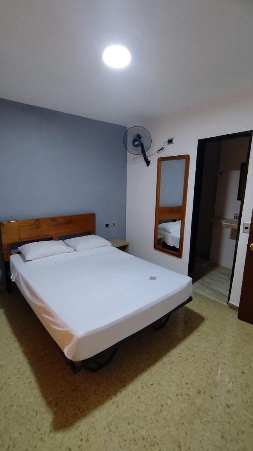 Hotel Medellin Kapital Екстер'єр фото