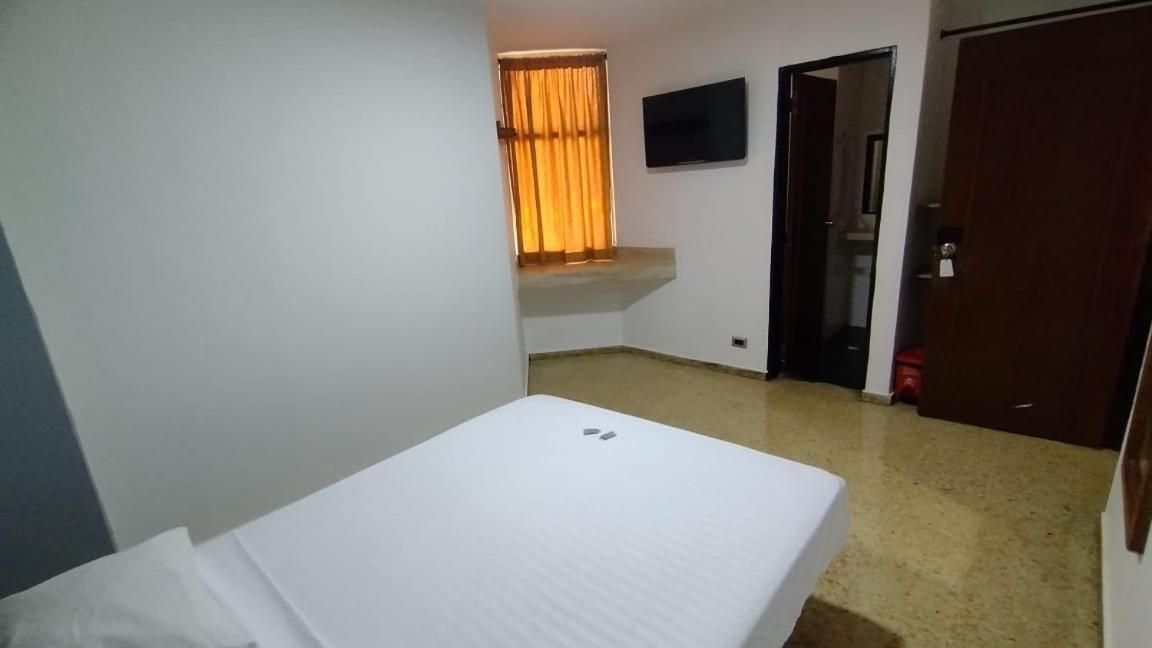 Hotel Medellin Kapital Екстер'єр фото